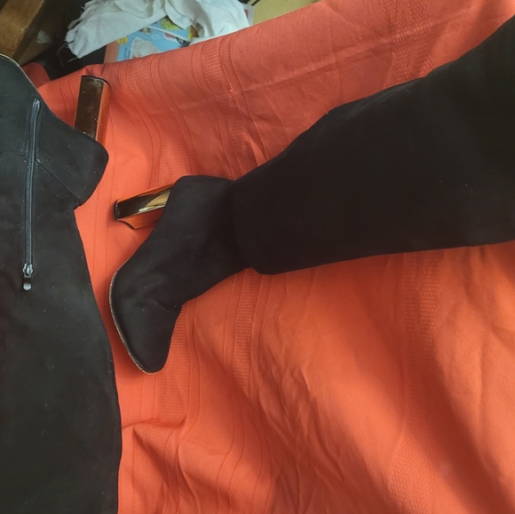 Fall suede boots - Picture 4 of 7